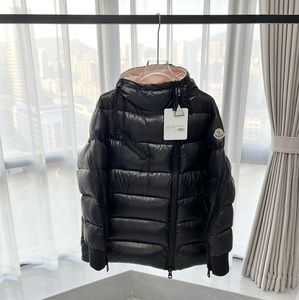 𝗠𝗼𝗻𝗰𝗹𝗲 Side pull zipper hooded short down jacket